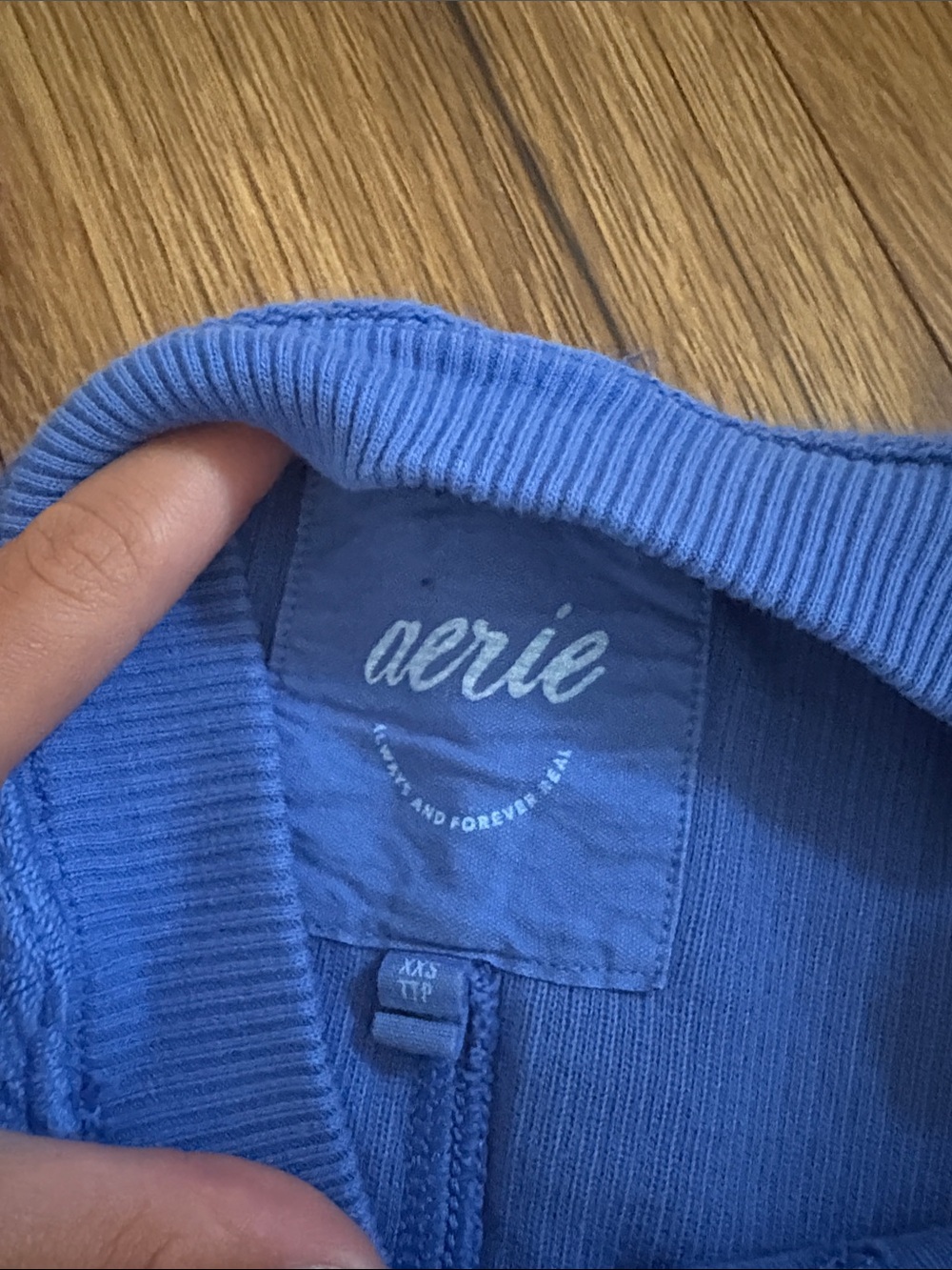 Classic Ribbed Long-Sleeve Sweatshirt - Blue - Picture 2 of 4